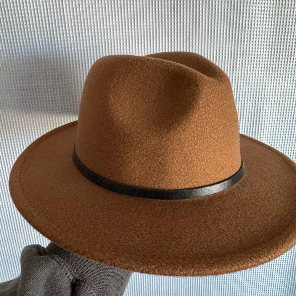 Classic wide brim Hat - Picture 1 of 8